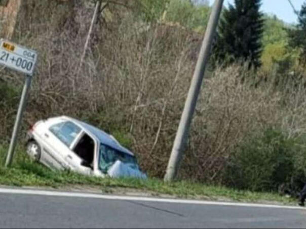 Muškarac poginuo u saobraćajnoj nesreći kod Tuzle