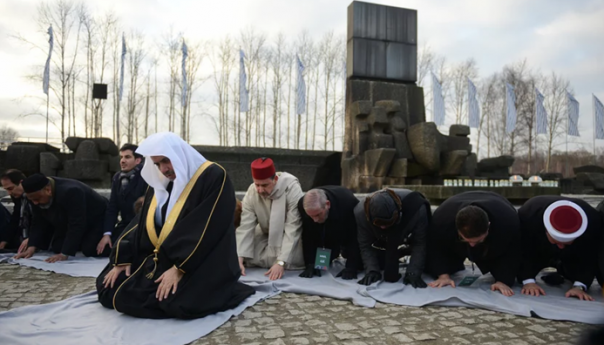 Muslimanske vjerske vođe odale počast ubijenima u Auschwitzu