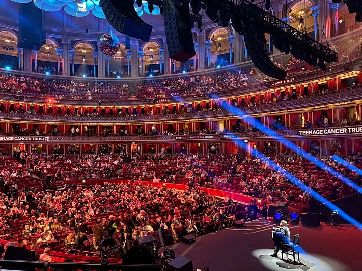 Muzičar Nihad Hrustanbegović postavio svjetski rekord u Royal Albert Hallu