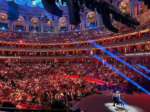 Muzičar Nihad Hrustanbegović postavio svjetski rekord u Royal Albert Hallu