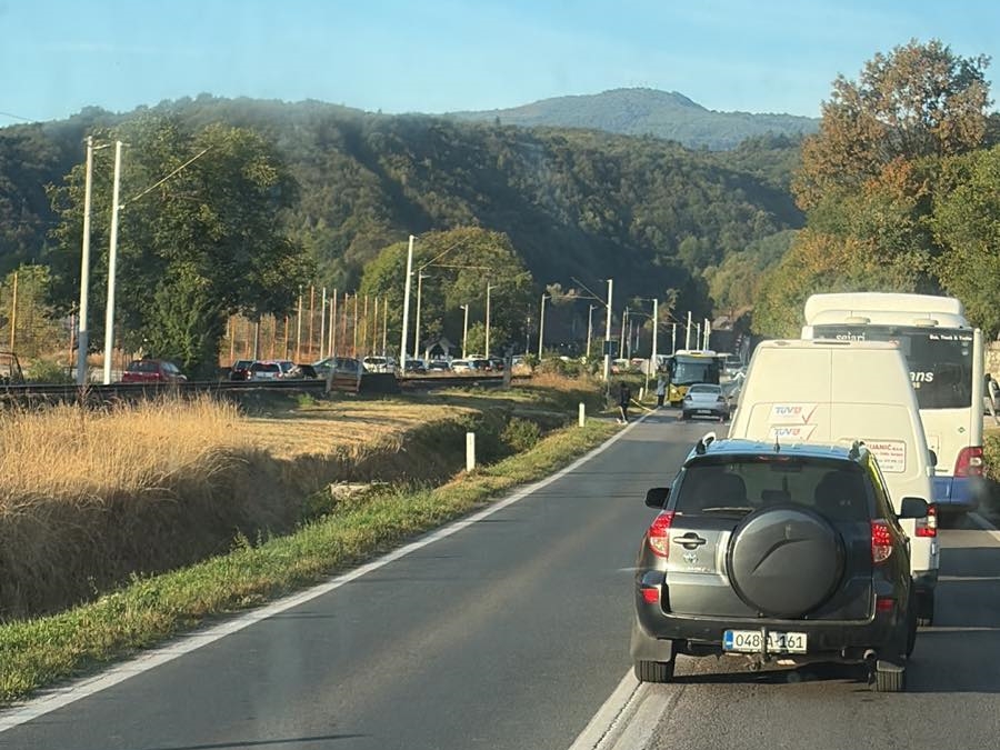 Na dionici Mostarsko raskršće-Hadžići saobraćaj obustavljen zbog nezgode