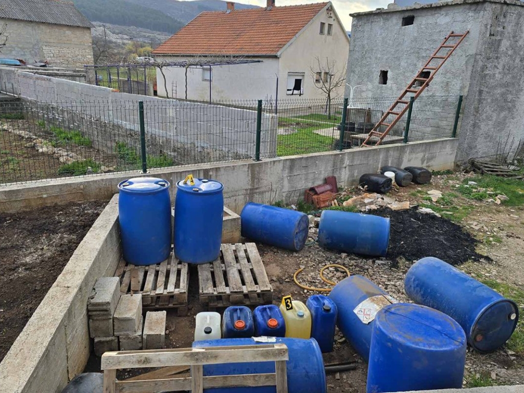 Na jugu BiH uhvaćeni kradljivci goriva, pronađene i cigarete