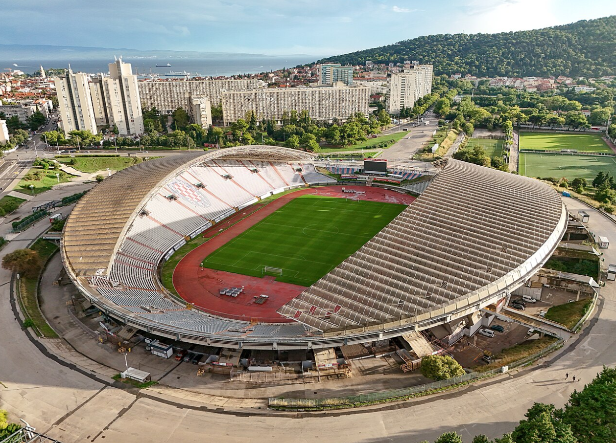 Na krovu Poljuda pronađen tromblon iz 90-tih