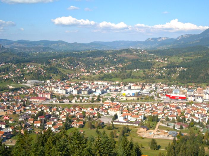 Na Palama uhapšen muškarac zbog postavljanja bombe ispod auta