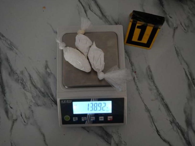 Na području Zenice i Visokog pronađena droga, uhapšene dvije osobe