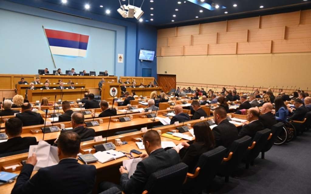 Na posebnoj sjednici NSRS prijedlog odluke o raspisivanju referenduma