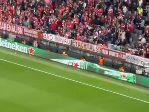 Na tribinama Allianz Arene transparent navijača iz BiH