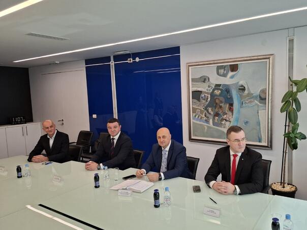 Nabavka pet damper kamiona za RMU Kakanj, ulaganje vrijedno 10,75 miliona KM