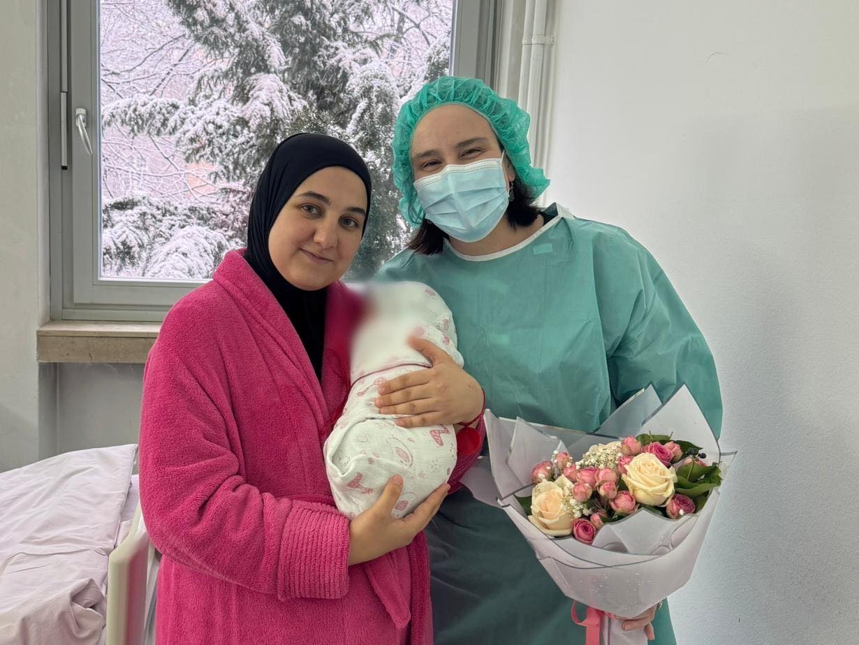 Načelnica Karić posjetila prvu porodilju sa područja Novog Sarajeva