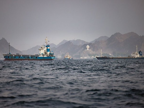 Nafta ponovo teče kroz Hormuz: Tankeri nastavili plovidbu nakon zastoja