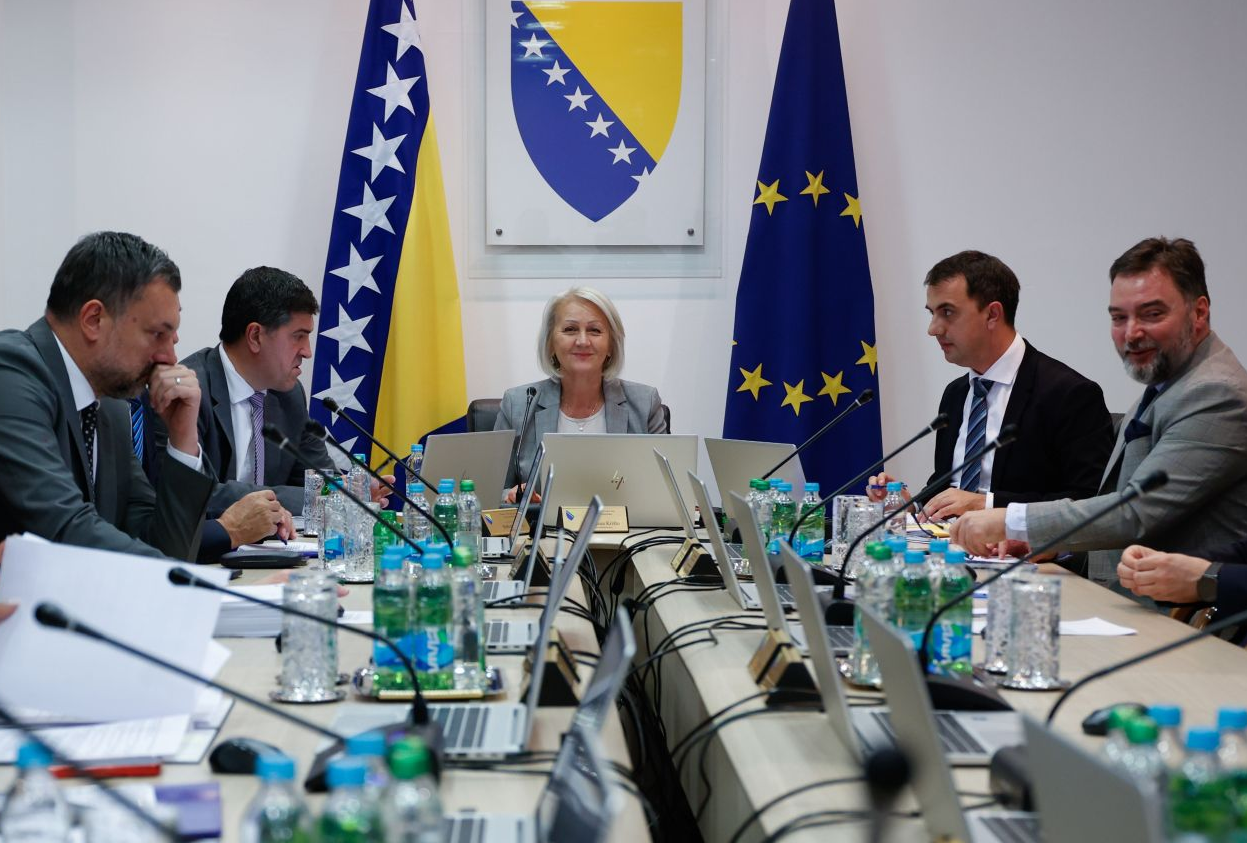 Najavljena vanredna sjednica Vijeća ministara: U zraku visi 200 miliona maraka
