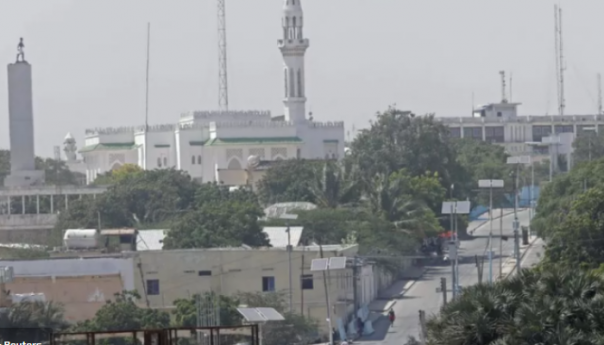 Najmanje 10 žrtava u terorističkom napadu na hotel u Mogadišu