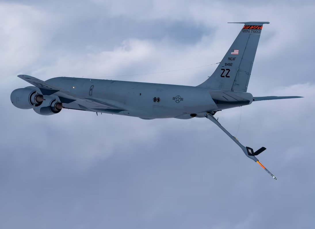 Najmanje šest američkih aviona napustilo katarsku bazu Al-Udeid