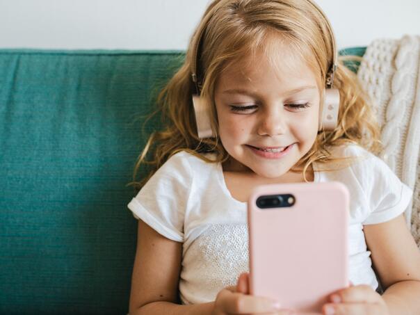 Nakon Australije i Njemačka razmatra zabranu društvenih mreža djeci