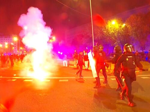 Nakon sudara vozova u Španiji izbili protesti, demonstranti traže ostavke