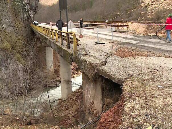 Nakon tri mjeseca djelimično otvorena cesta Sarajevo - Foča