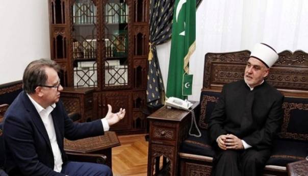 Napadi na reisa Kavazovića: Neviđena drskost političkih diletanata