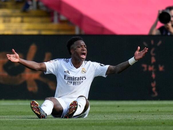 Napet trenutak u El Clasicu: Vinicius nezadovoljan zamjenom otrčao u svlačionicu