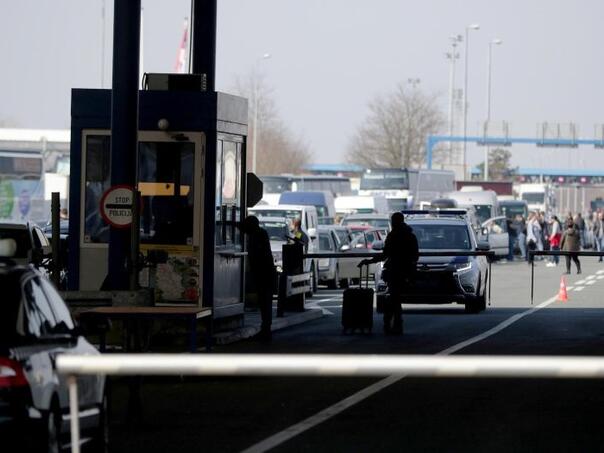 Napeto na relaciji Beograd-Zagreb: Srbija masovno protjeruje hrvatske državljane