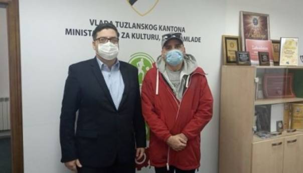 Naredne godine kreće snimanje filma Dine Mustafića po knjizi “Radnici i seljaci” Viktora Ivančića