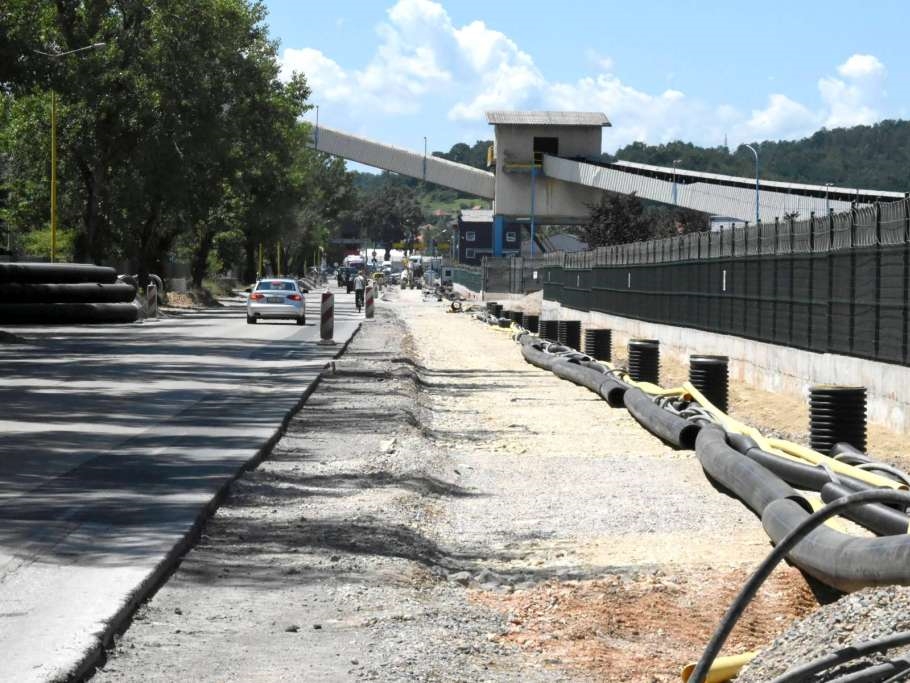 Nastavljena rekonstrukcija cestovnog ulaza u Lukavac