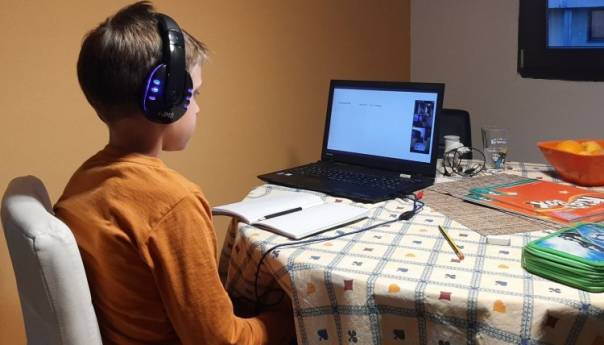 Nastavnici se tokom online nastave pokazali kao vješti pedagozi