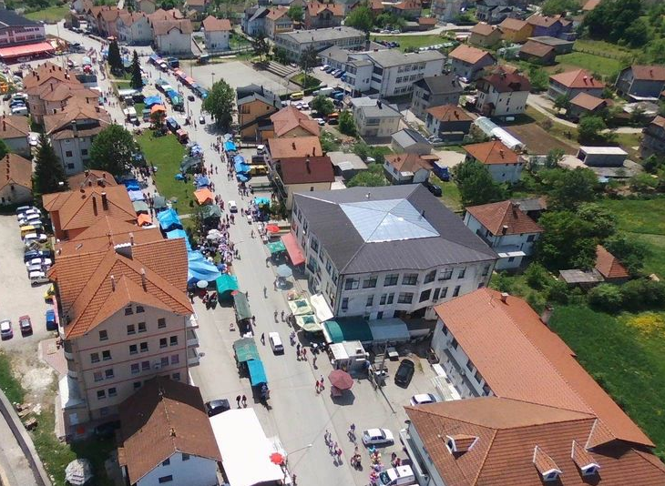 Nastavnik u Sapni prijetio učenicima, zadržan na liječenju u UKC Tuzla