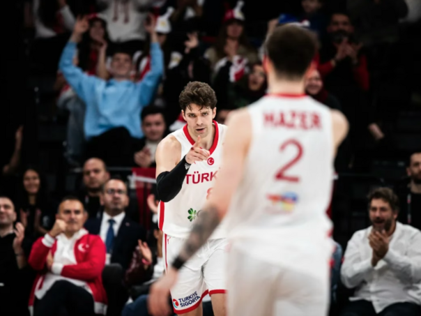 Navijači BiH bijesni na Biberovića nakon sinoćnjeg meča