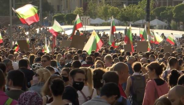 Neredi na antivladinim protestima u Bugarskoj