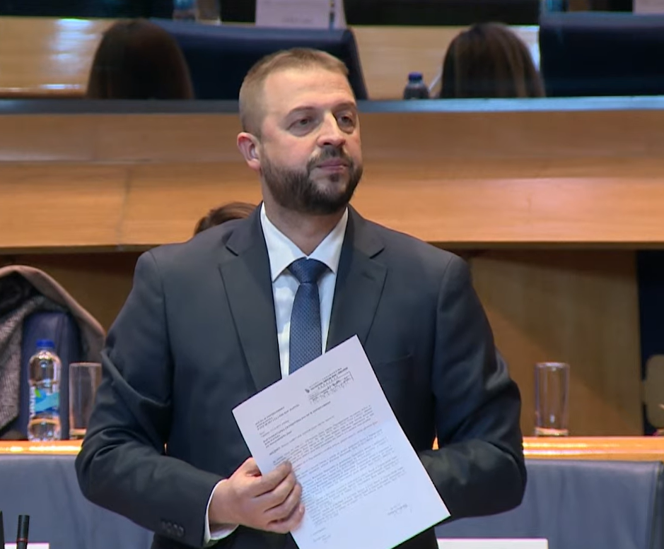 Nešković i Vuković napustili sjednicu, pauza pola sata