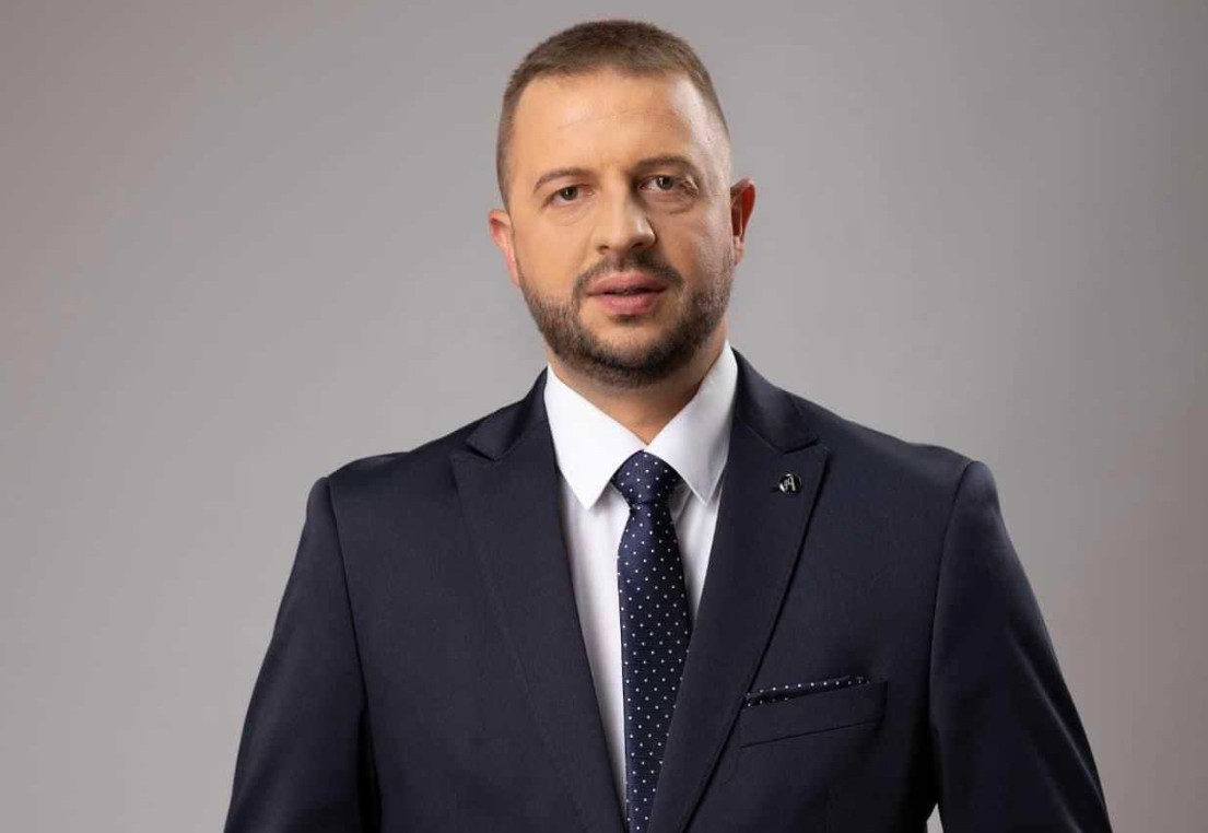 Nešković: Zbog skidanja sankcija SNSD-ovci će biti servilni institucijama BiH