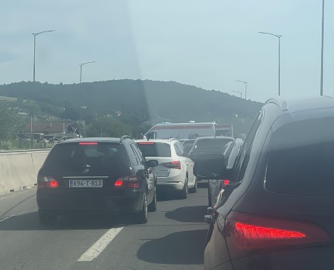 Nesreća kod Banja Luke, povrijeđen motociklista