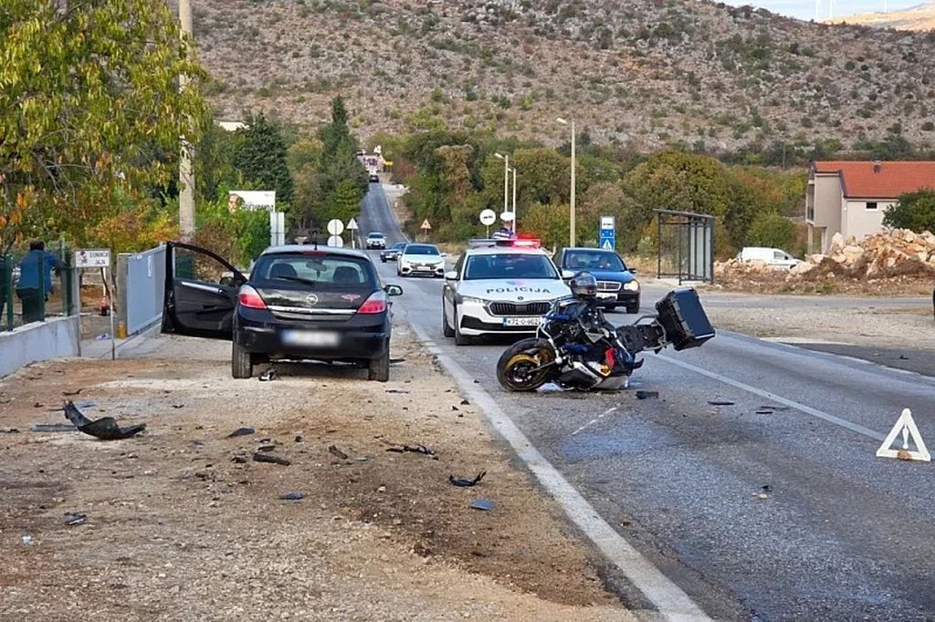 Nesreća kod Mostara: Poginuo motociklista, žena životno ugrožena
