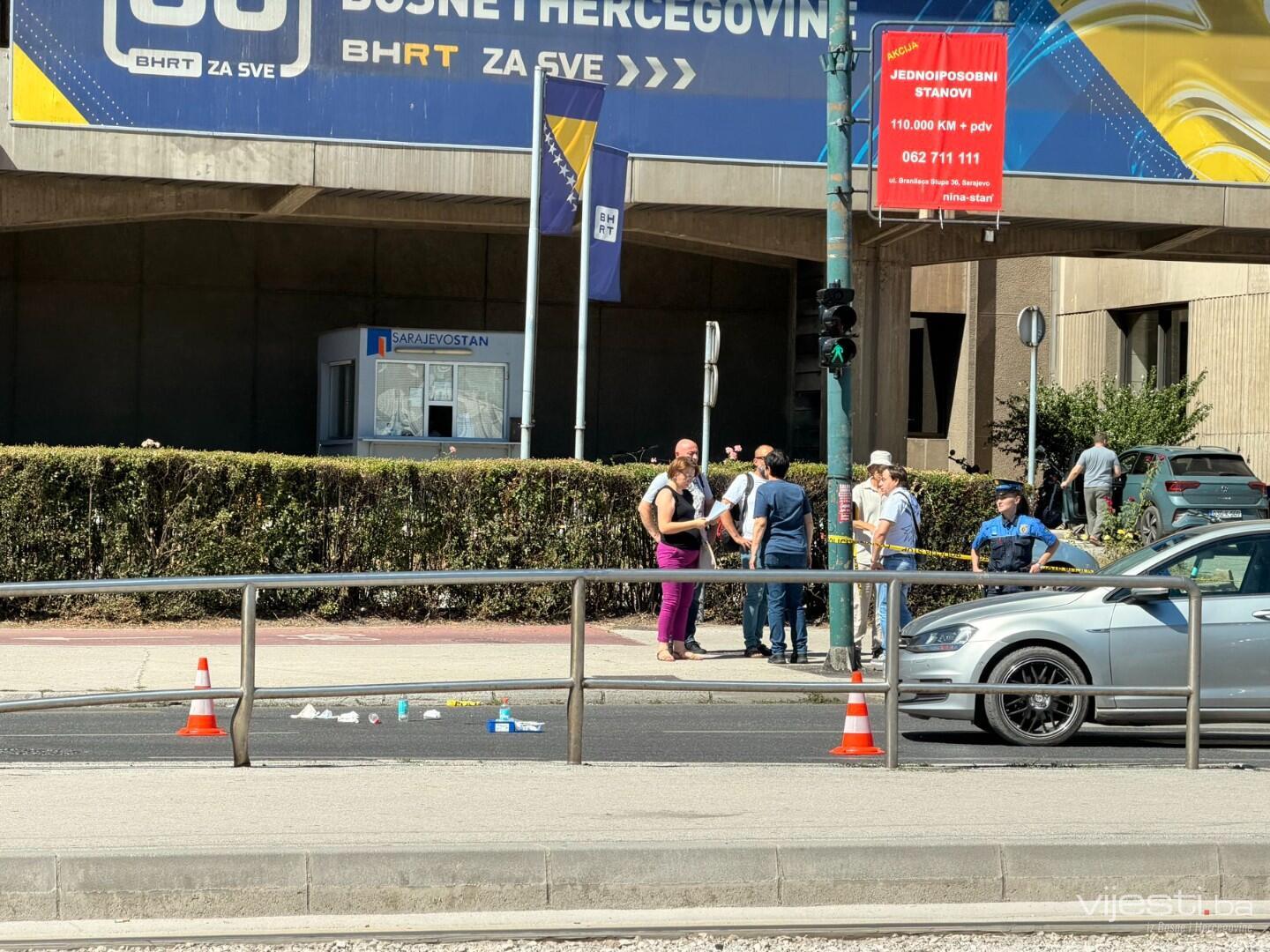 Nesreća kod RTV doma: Automobil udario pješaka