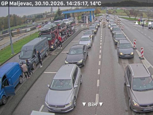 Nesreća paralizirala saobraćaj kod Prnjavora, kolone na dva granična prelaza