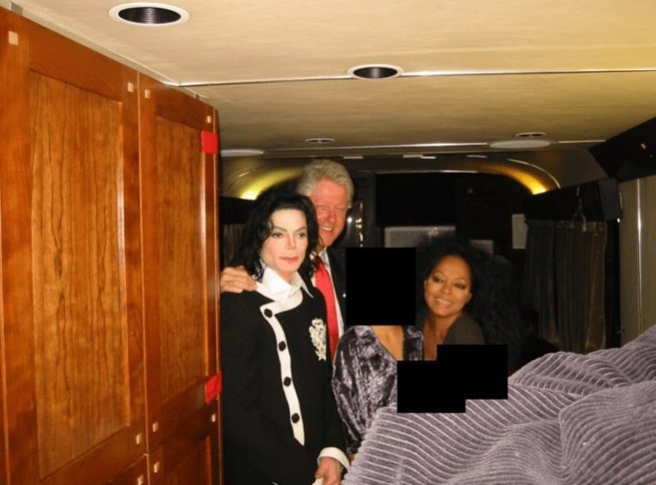 Nestali dokumenti iz Epsteinovih spisa, nema ni fotografija s Trumpom