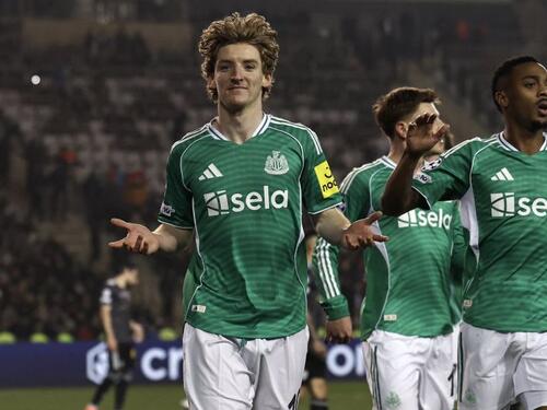 Newcastle se prošetao Azerbejdžanom, Gordon zabio četiri gola