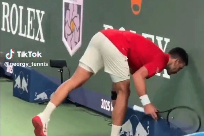 Nije za svačiji želudac: Đoković povraćao usred meča