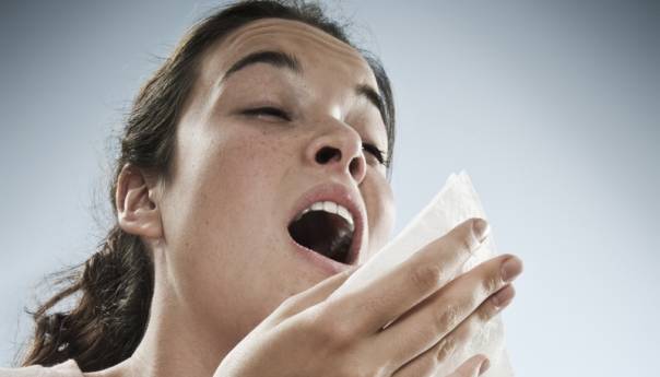 'Nikad nemojte zadržavati kihanje, ima štetne posljedice'