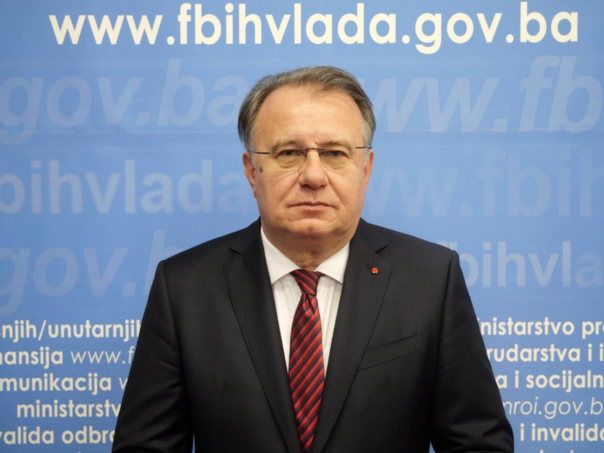 Nikšić: Bajram potvrđuje snagu dijeljenja, dobrote i brige jednih za druge