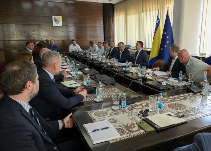 Nikšić i Lakić s predstavnicima Elektoprivrede, rudnika i sindikata o proizvodnji uglja