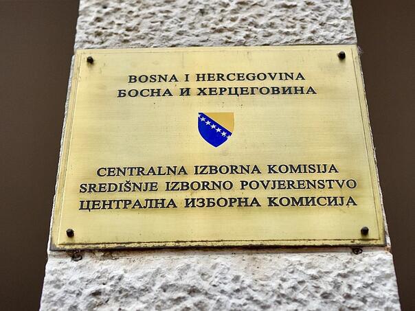 Niz kazni zbog preuranjene kampanje, najviše "zaplatio" Dodikov SNSD