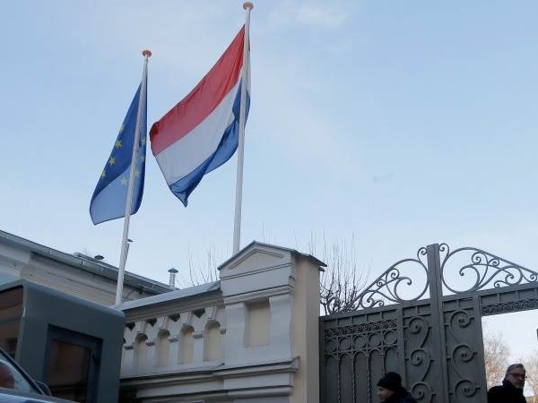 Nizozemska seli ambasadu iz Teherana u Azerbejdžan