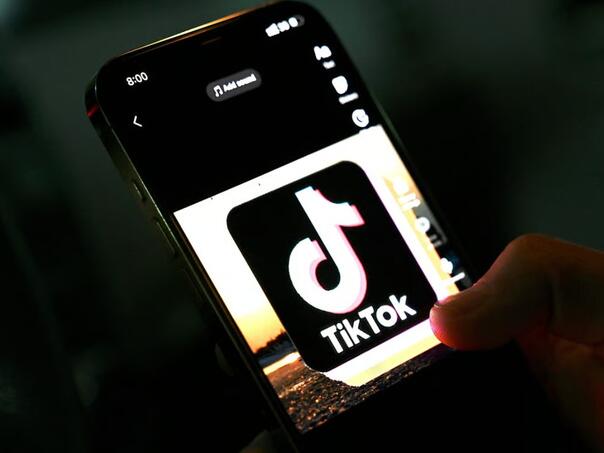 Nizozemska želi zabraniti društvene mreže mlađima od 15 godina