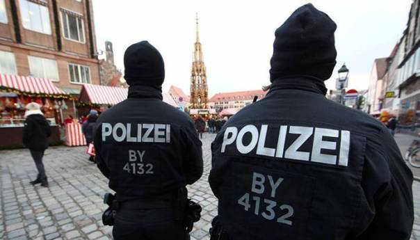 Njemačka uhapsila 12 radikalnih desničara, planirali su terorističke napade