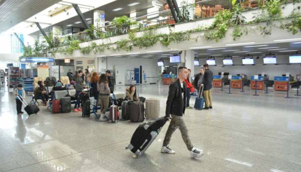 Njemačka ukinula sve mjere protiv korone