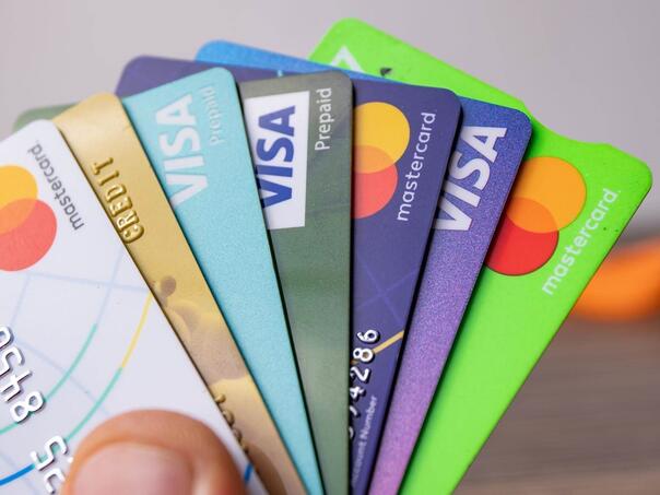 Njemačka uvodi obavezno kartično plaćanje