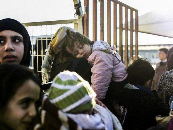 Njemačka želi obeshrabriti dolazak izbjeglica: Davat će im kartice, a ne gotovinu