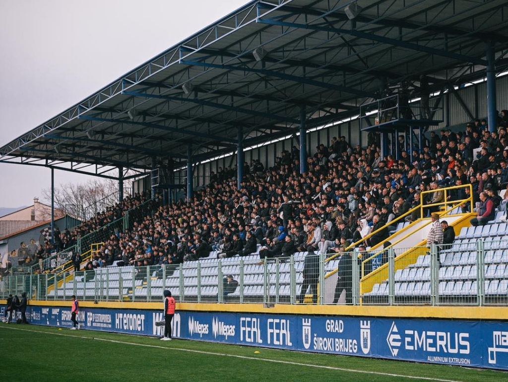 NK Široki Brijeg o incidentu: Manijaci su prvi počeli sa zapaljivim porukama