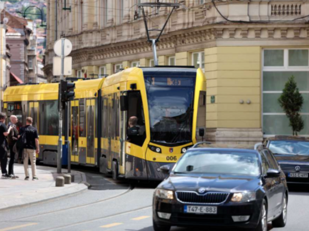 Noćni tramvajski prijevoz zamijenjen autobusima zbog radova